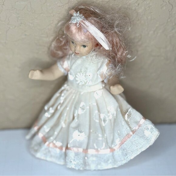Porcelain Doll Vintage Handcrafted Hair Floral White Lace Dress Victorian - Picture 3 of 5